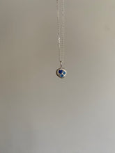 Load image into Gallery viewer, lucky pebble pendant