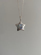 Load image into Gallery viewer, chunky aurora star necklace
