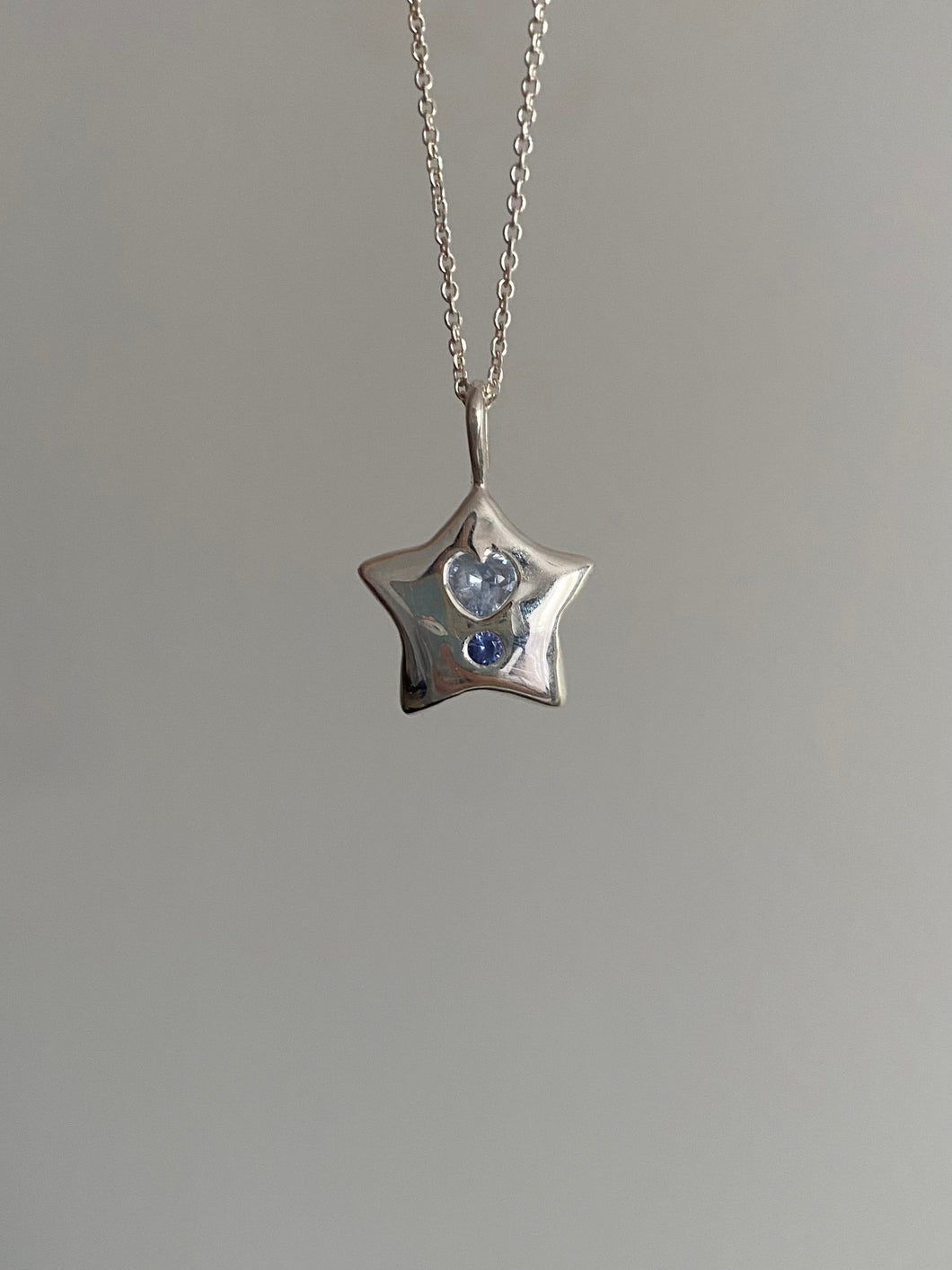 chunky aurora star necklace