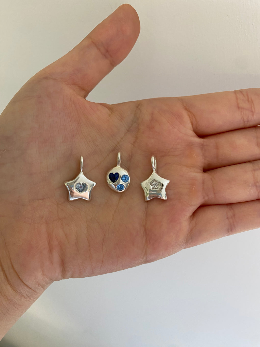 deposit for custom for heart + 2 stones silver pebble pendants