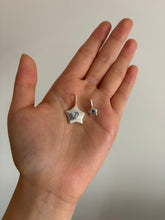 Load image into Gallery viewer, miniature blue star necklace
