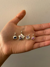 Load image into Gallery viewer, deep blue spinel cushion necklace
