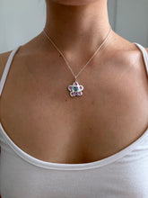 Load image into Gallery viewer, chunky flower power necklace
