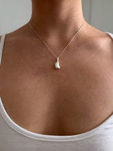 Load image into Gallery viewer, lucky bean necklace
