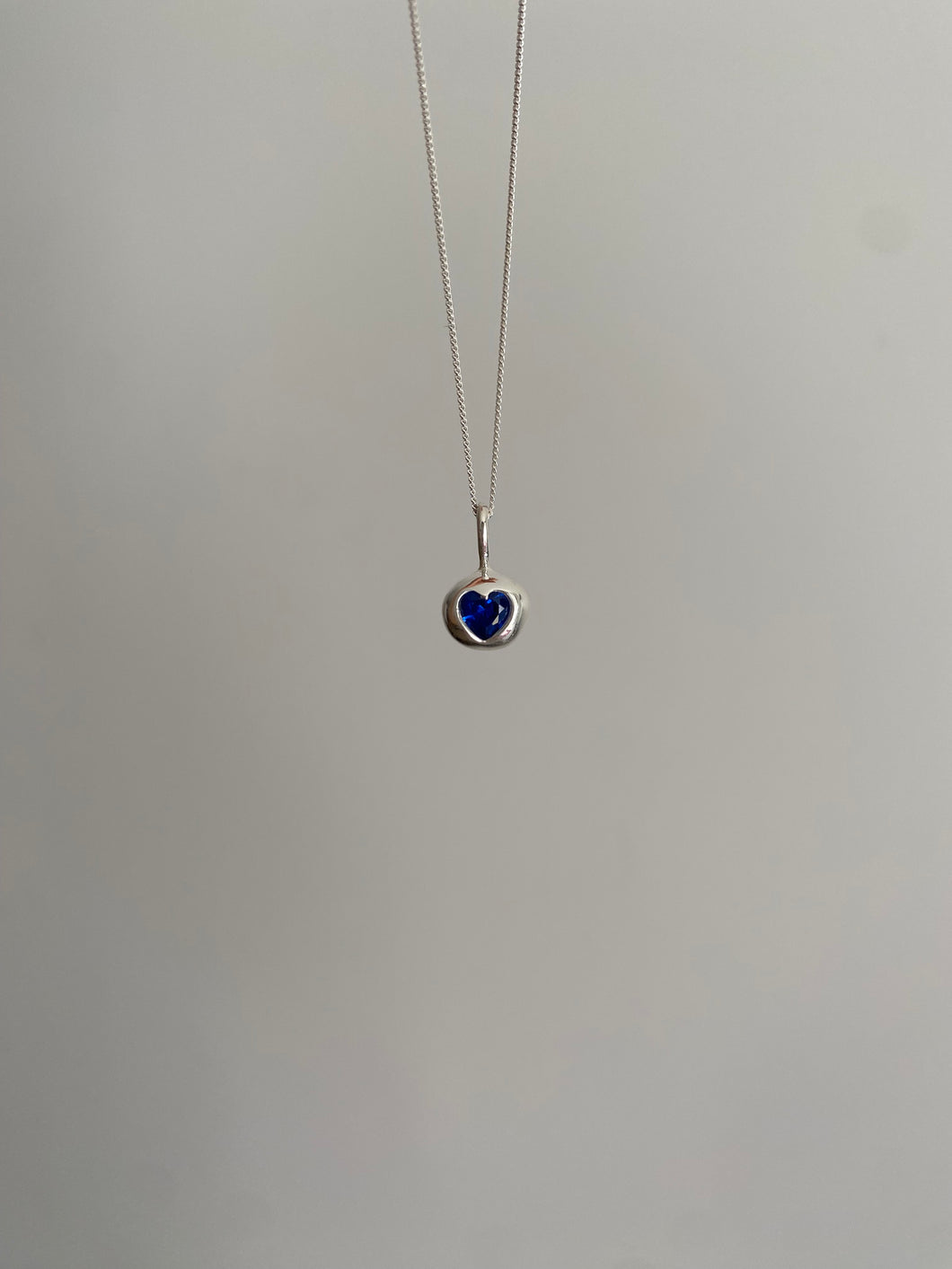 deep blue heart bubble 2