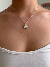 Load image into Gallery viewer, chunky dancing star necklace
